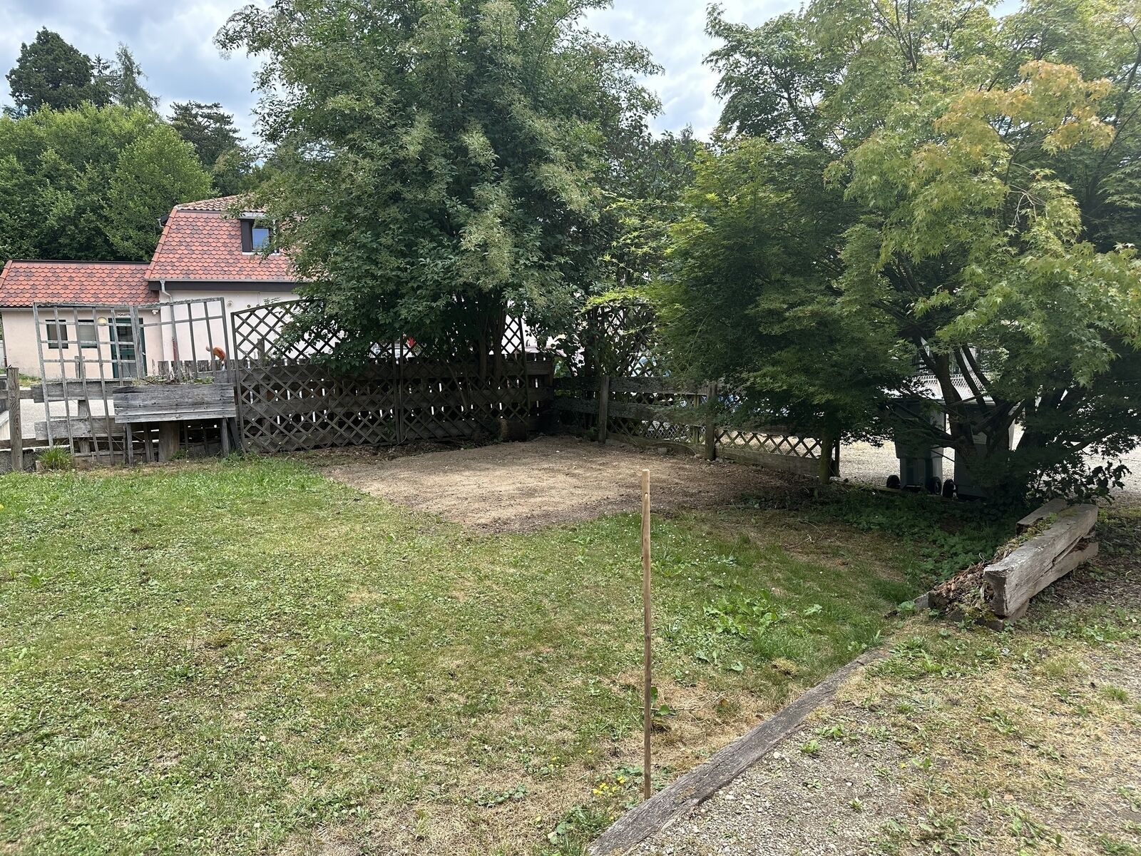 Appartement  avec jardin et parkings - Img 7726  002