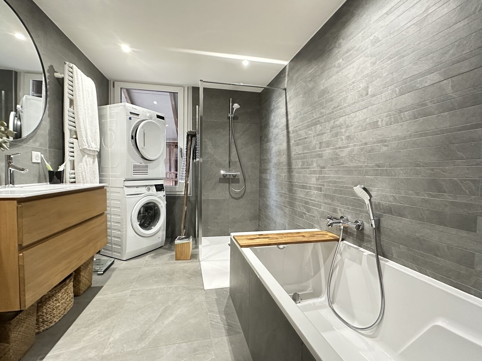 Magnifique maison de village  avec terrasse et grange.  - Img 0749  002