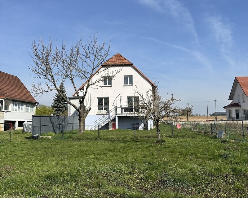 Vivre à la campagne; maison 5 pièces  - Img 6070  002 